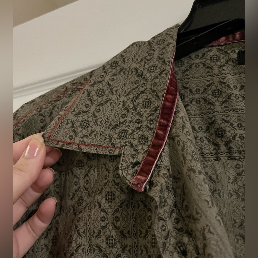Genealogy, button down
